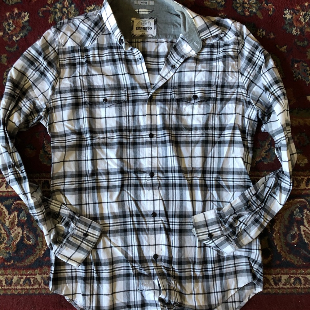Express Button Up Shirt Large
